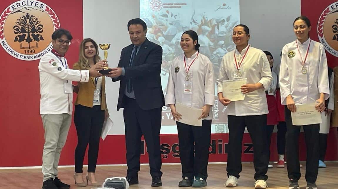 Milli Eğitim Bakanlığı Mesleki ve Teknik Eğitim Genel Müdürlüğü tarafından Türkiye çapında düzenlenen Gastrofest yarışmasında birinci olduk.